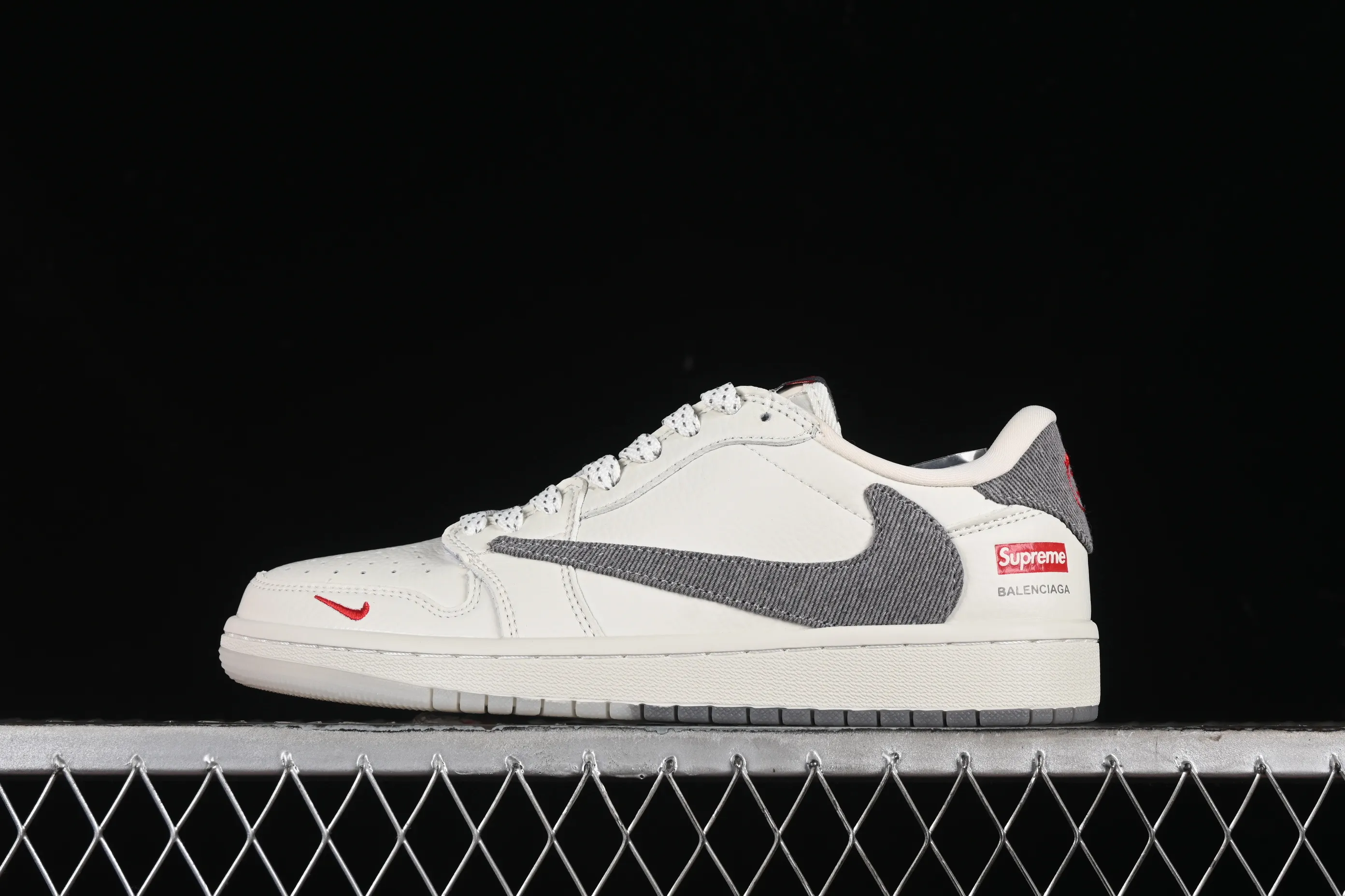 All categories Air Jordan Jordan series basketball shoes Air Jordan 1 Low high-end customized low-top sneakers Travis Scott x Fragment Design x Air Jordan 1 Low OG SP AJ1 Joe 1 Supreme Balenciaga co-branded - rice dark gray double spell low-top cultural casual sneakers JH6088-6
